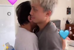 亲亲抱抱视频,温馨瞬间，传递爱的力量